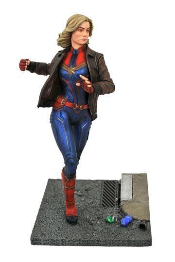 Figura Captain Marvel Marvel Movie Premier Collection Estatua Captain Marvel 28 cm