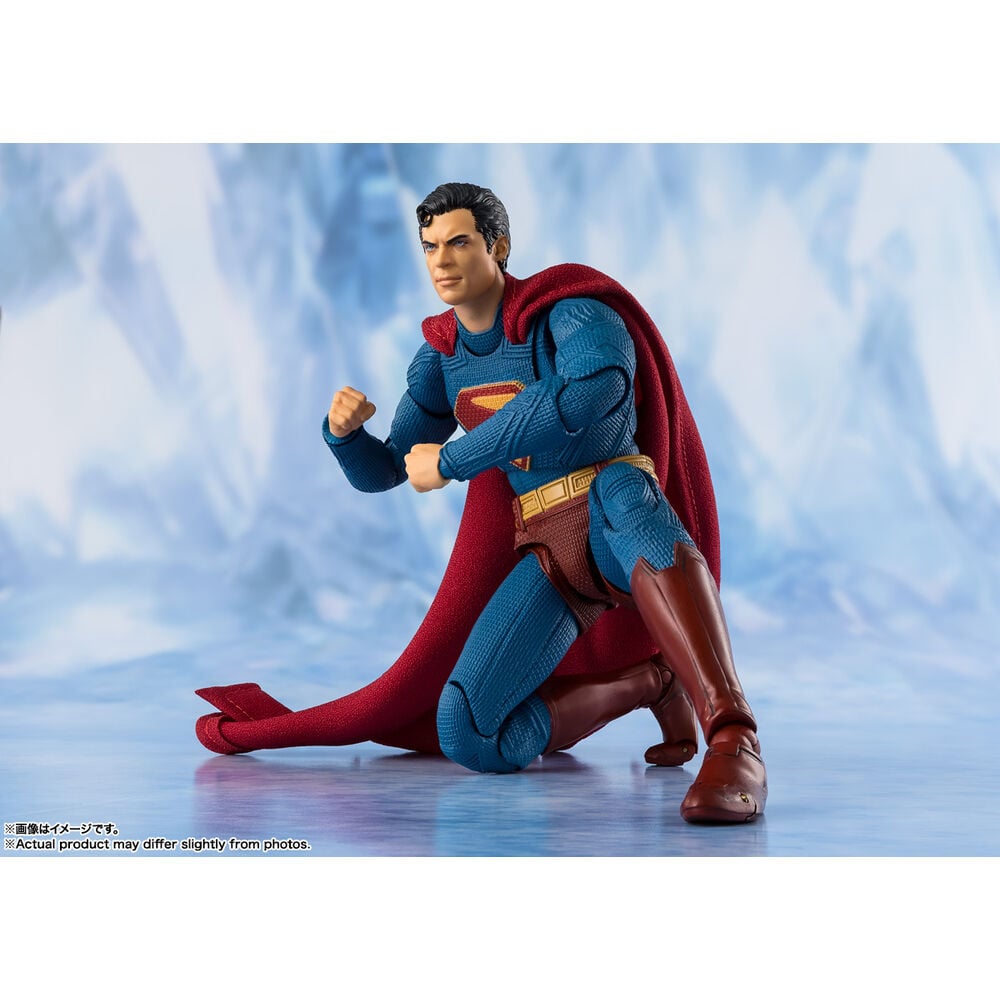 Figura S.H. Figuarts Superman 2025 Superman DC Comics 16cm
