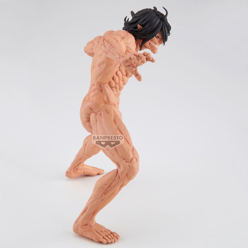 Figura Eren Titan Maximatic Attack on Titan 18cm