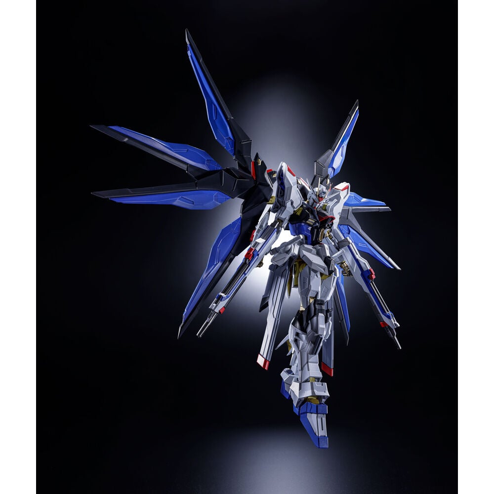 Figura Strike Freedom Gundam Asolute Act 18.5cm