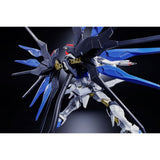 Figura Strike Freedom Gundam Asolute Act 18.5cm