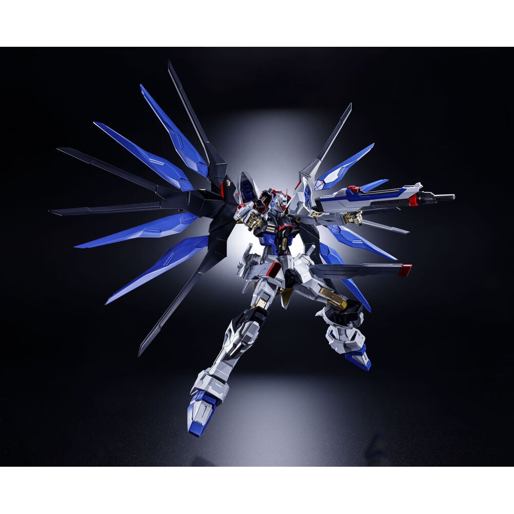 Figura Strike Freedom Gundam Asolute Act 18.5cm
