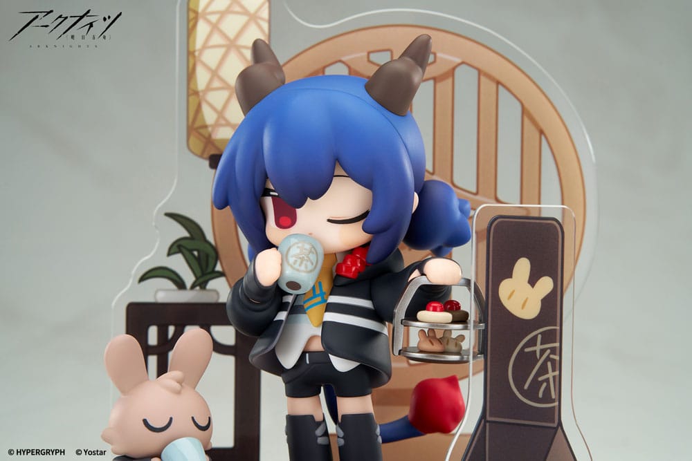 Arknights Estatua PVC Would You Like A Dessert? Mini Series Ch'en 11 cm  