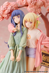 Lycoris Recoil Pack de 2 Figuras PVC Chisato Nishikigi & Takina Inoue Spring Ver. 25 cm