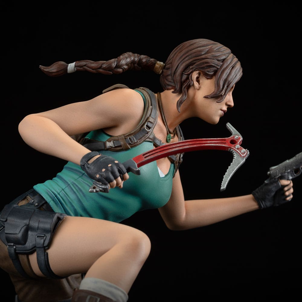 Tomb Raider Estatua PVC Lara Croft 24 cm