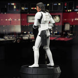 Star Wars Episode IV Estatua Milestones 1/6 Han Solo (Stormtrooper Disguise) 40th Anniversary Exclusive 30 cm