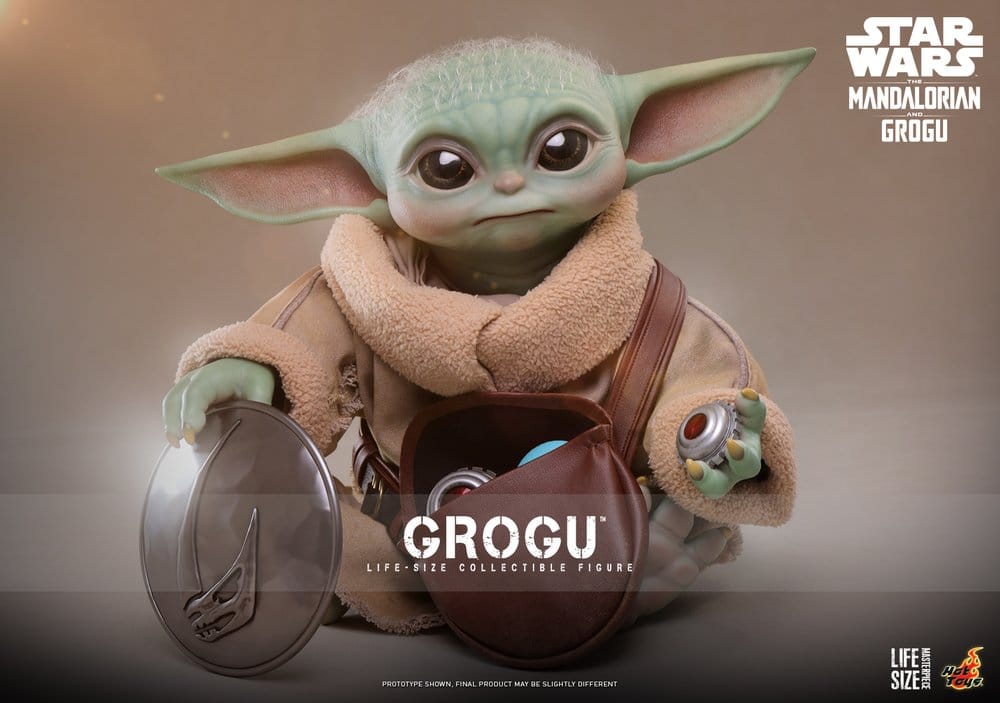 Star Wars: The Mandalorian & Grogu Figura a escala real Grogu 38 cm