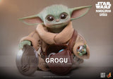 Star Wars: The Mandalorian & Grogu Figura a escala real Grogu 38 cm
