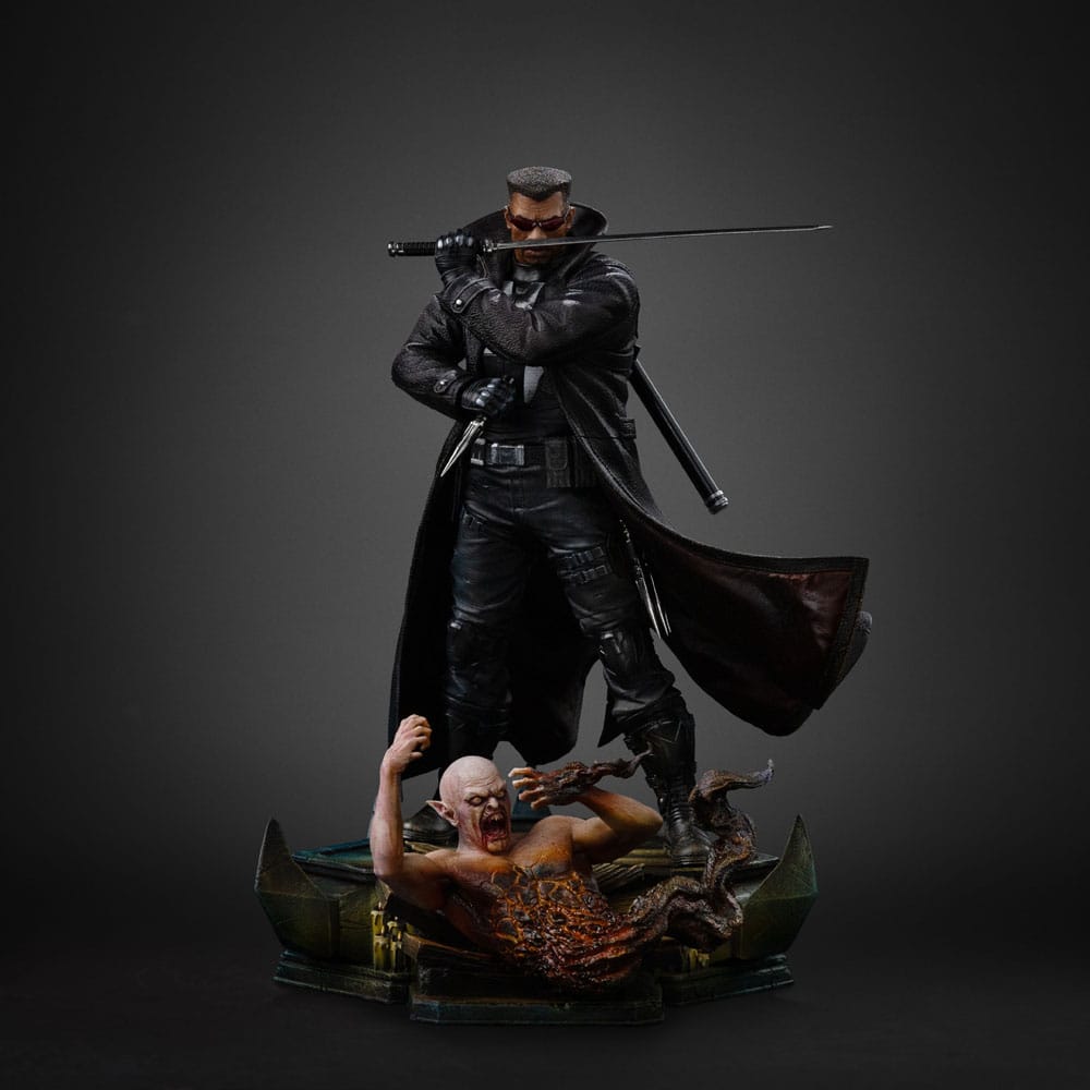 Marvel Comics Estatua 1/10 Art Scale Blade 26 cm