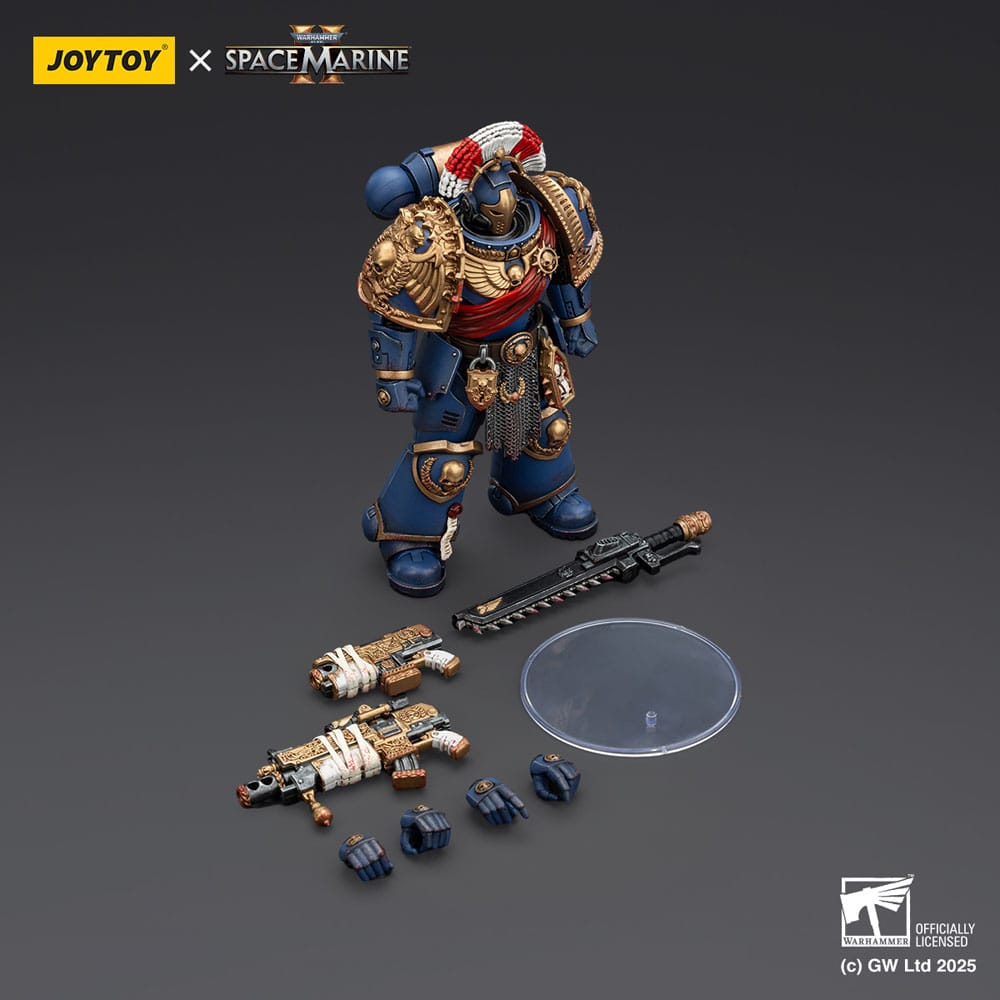 Warhammer 40,000: Space Marine 2 Figura Ultramarines Relic Secundus Armour 20 cm