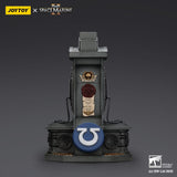 Warhammer 40,000: Space Marine 2 Réplica Ultramarines Lieutenant Titus casco con expositor 44 cm 