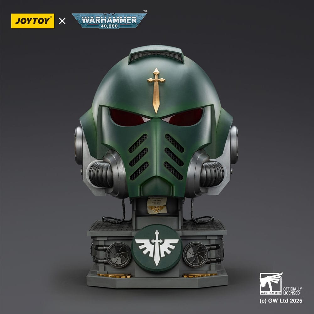 Warhammer 40,000: Dark Angels MkX Helmet & Display Stand 44 cm