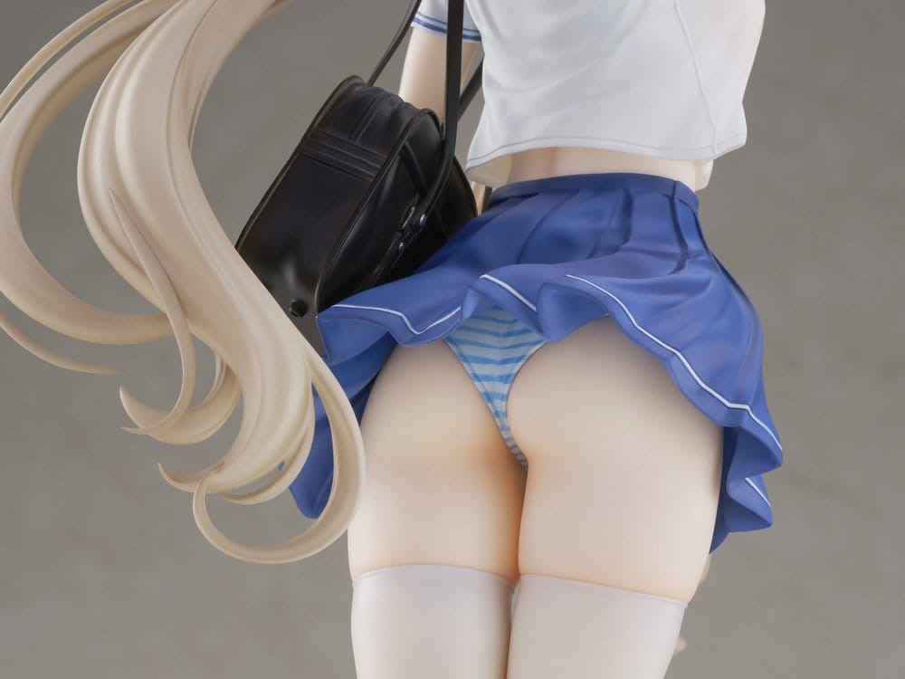 KoiKoi Sakura Figura PVC 1/6 Momoko Uniform Ver. 27 cm
