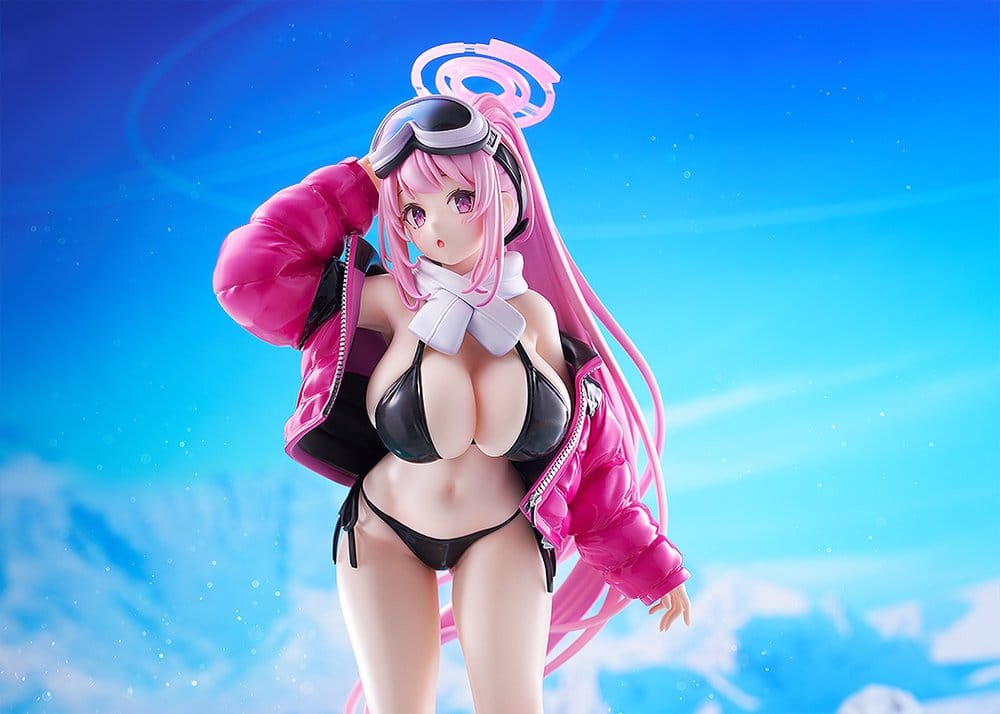 Blue Archive PVC Figure 1/7 Eimi (Swimsuit) 26 cm