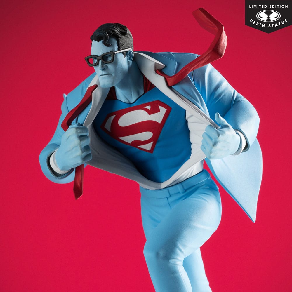 DC Direct Estatua 1/10 Superman Red and Blue: Superman by Clayton Henry Limited Edition 16 cm