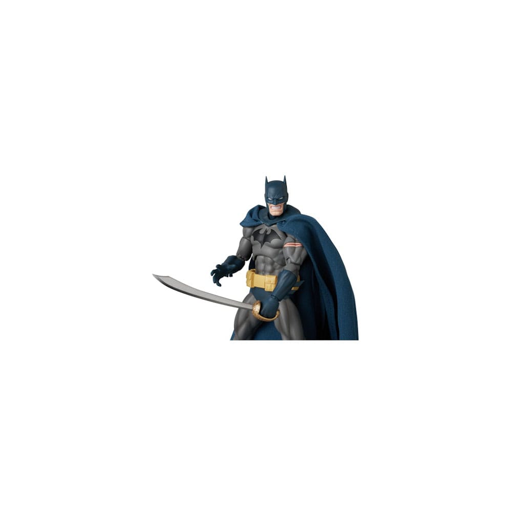 DC Comics Figura MAFEX Batman Damage Ver. (Batman: Hush Ver.) 16 cm     