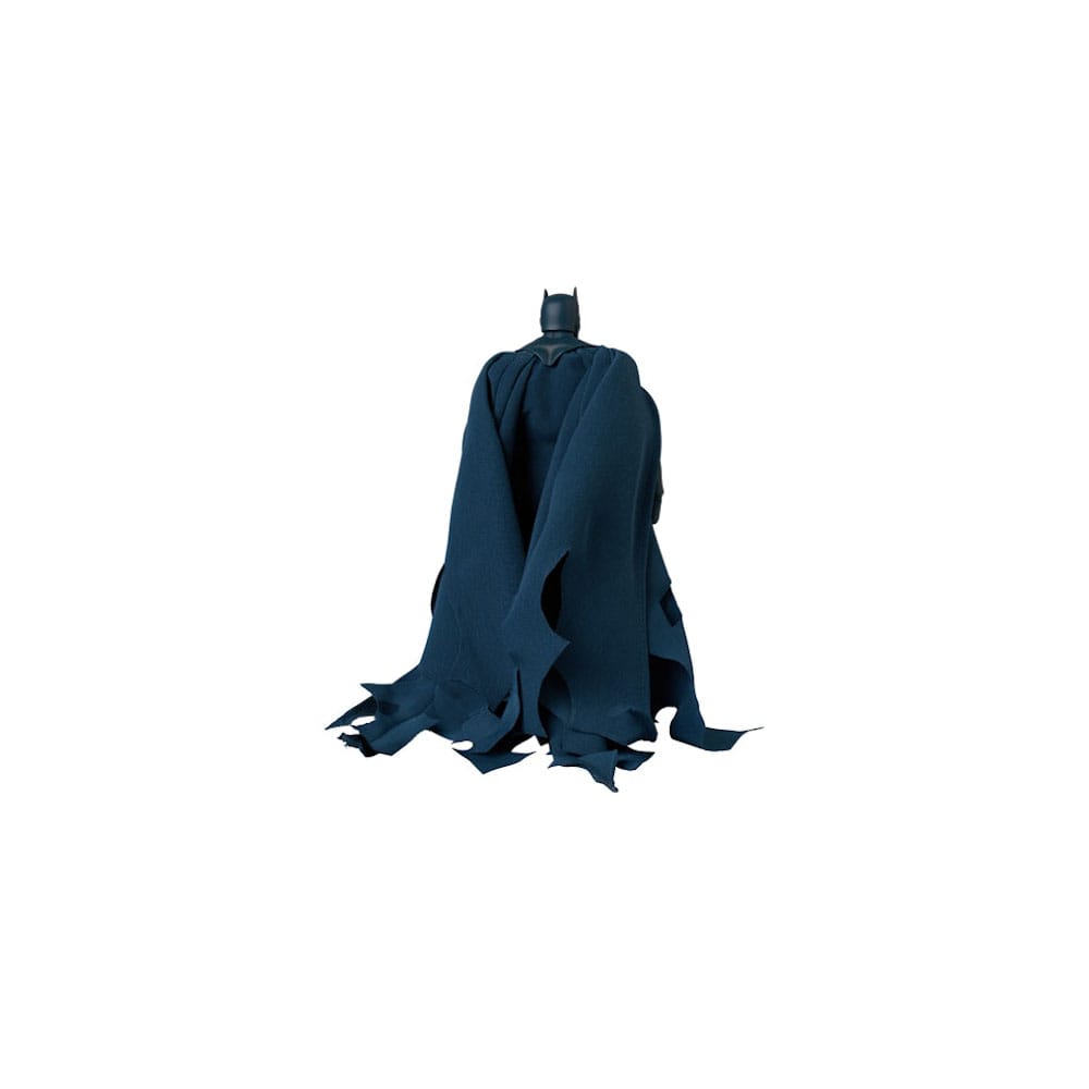 DC Comics Figura MAFEX Batman Damage Ver. (Batman: Hush Ver.) 16 cm     