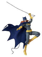 DC Comics Figura MAFEX Batgirl Recollection Ver. 15 cm