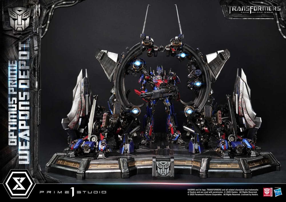 Transformers: Dark of the Moon (Film) Museum Masterline Estatua Optimus Prime Weapons Depot 127 cm