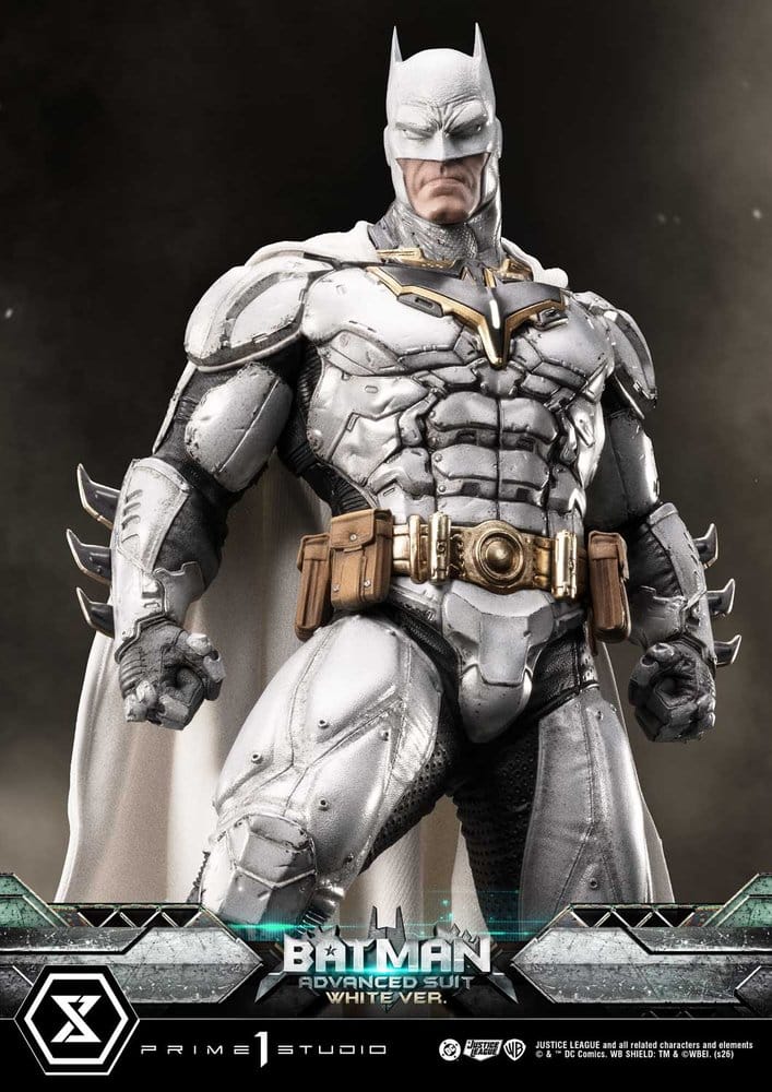 DC Comics Ultimate Museum Masterline Estatua Batman Advanced Suit White Version (Design By Josh Nizzi) 51 cm