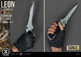 Resident Evil 4 Estatua Ultimate Premium Masterline Series 1/4 Leon S. Kennedy vs. Chainsaw Villager Bonus Ver. 76 cm         