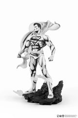 El hombre de acero PX Estatua PVC 1/8 SDCC 2024 Superman Black & White Version 36 cm   