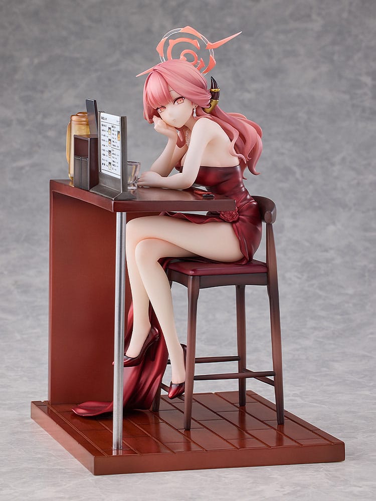 Blue Archive Estatua PVC 1/7 Aru (Dress): Memorial Lobby Ver. 23 cm    