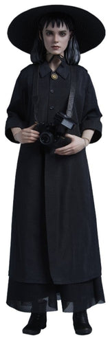 Beetlejuice Figura 1/6 Lydia Deetz 25 cm