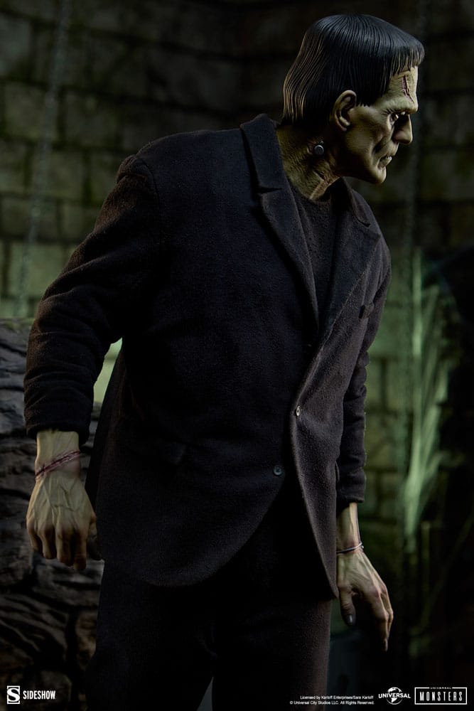 Frankenstein Estatua Premium Format Mixed Media Frankenstein (Fabric Costume) 57 cm 